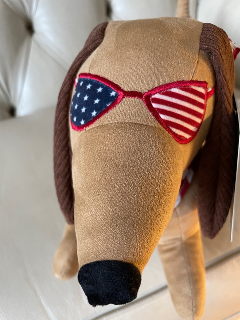 Dachshund American themed pillow from humane world for animals - Picture 5 of 9